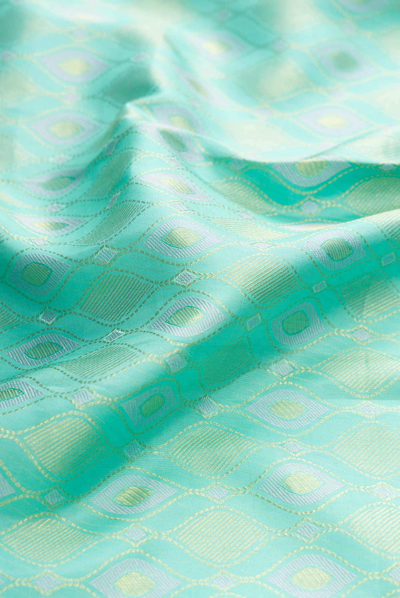 Sea Green Dual Tone Kanjivaram Silk Saree - Image 2