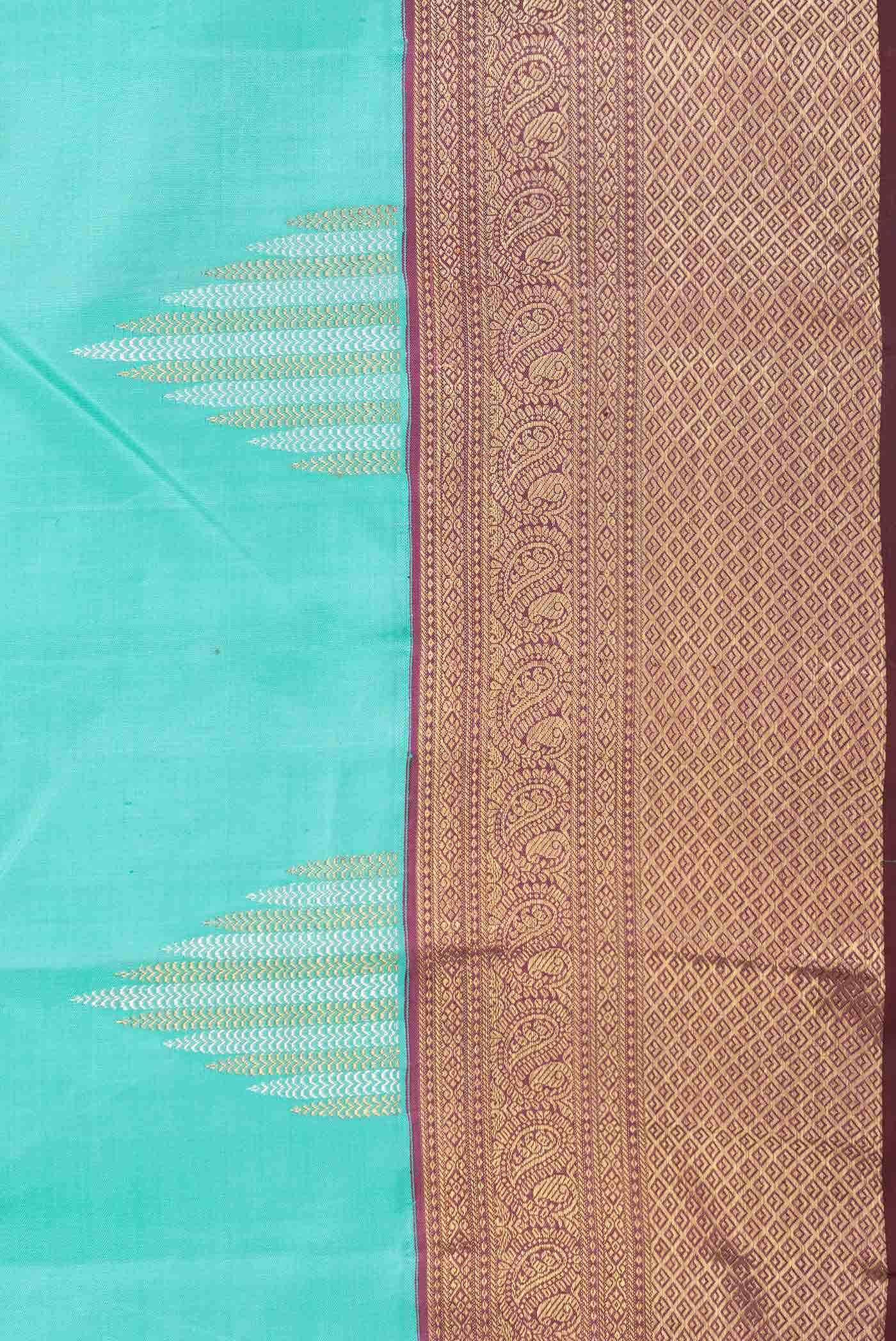 Pure Silk Pure Zari Sea Green Dual Tone Kanjivaram Saree - Image 5