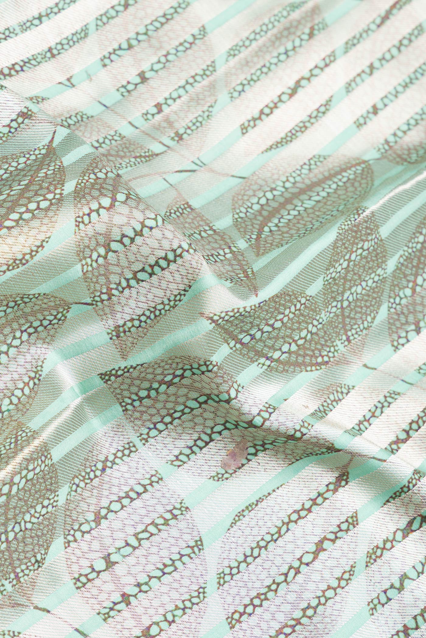 Sea Green Blended Tussar Silk Saree - Image 2