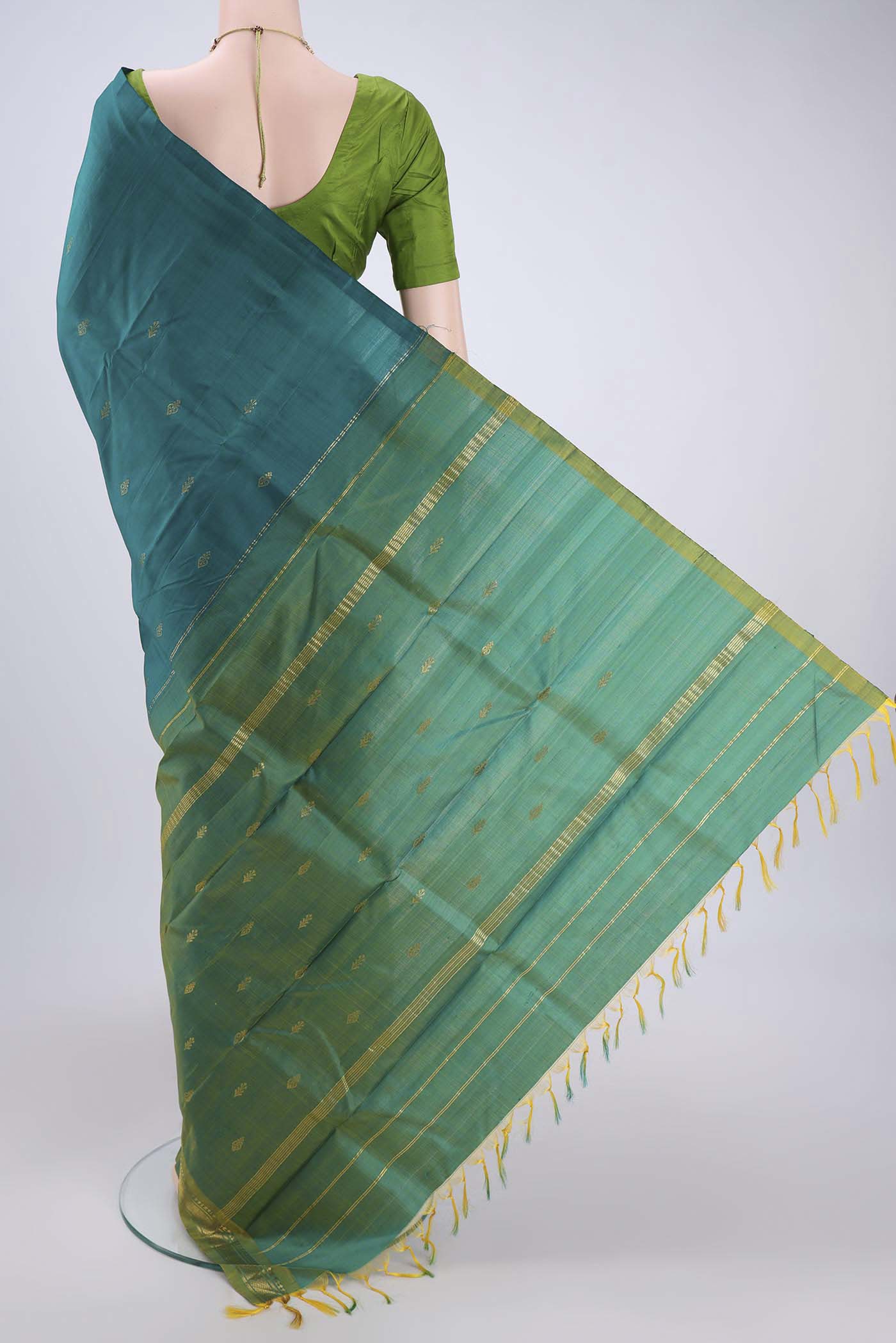 Sea Green Kanchipuram Silk Saree - Image 3