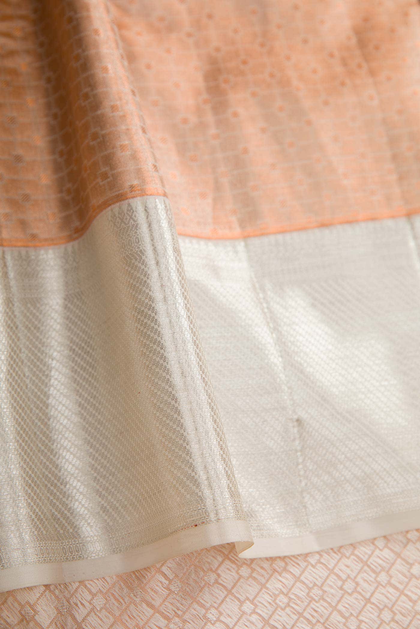 Sandal with Gold Color Kanjivaram Silk Saree - Image 6