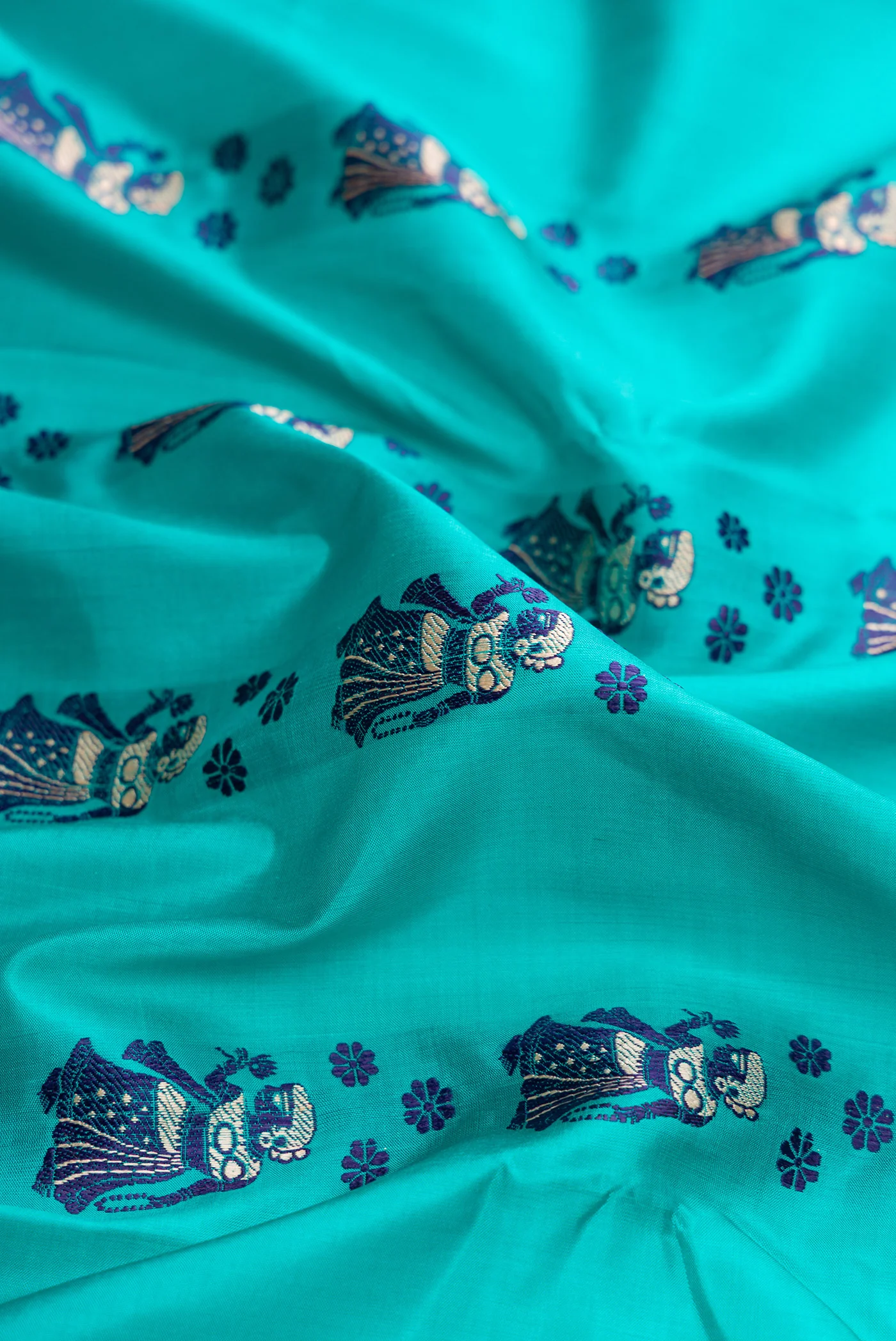 Turquoise Baluchari Silk Saree - Image 2