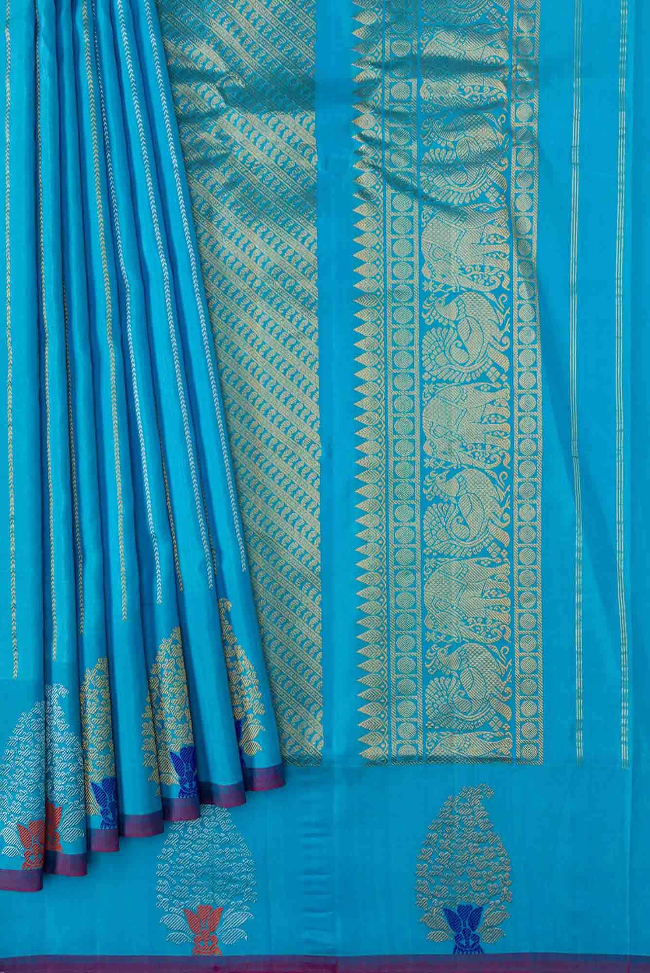Sky Blue Dual Tone Gadwal Silk Saree - Image 2