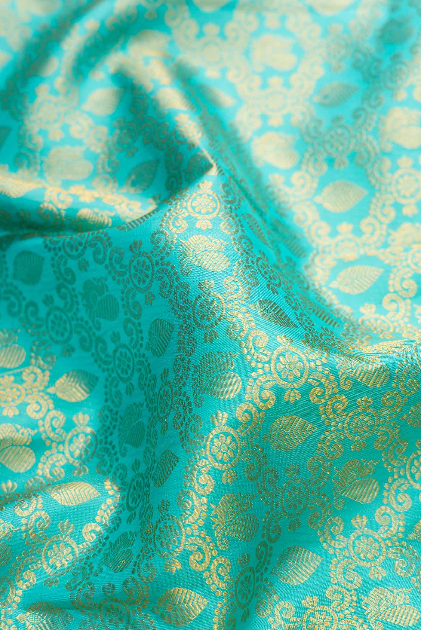 Sky Blue Kanchipuram Silk Saree - Image 2