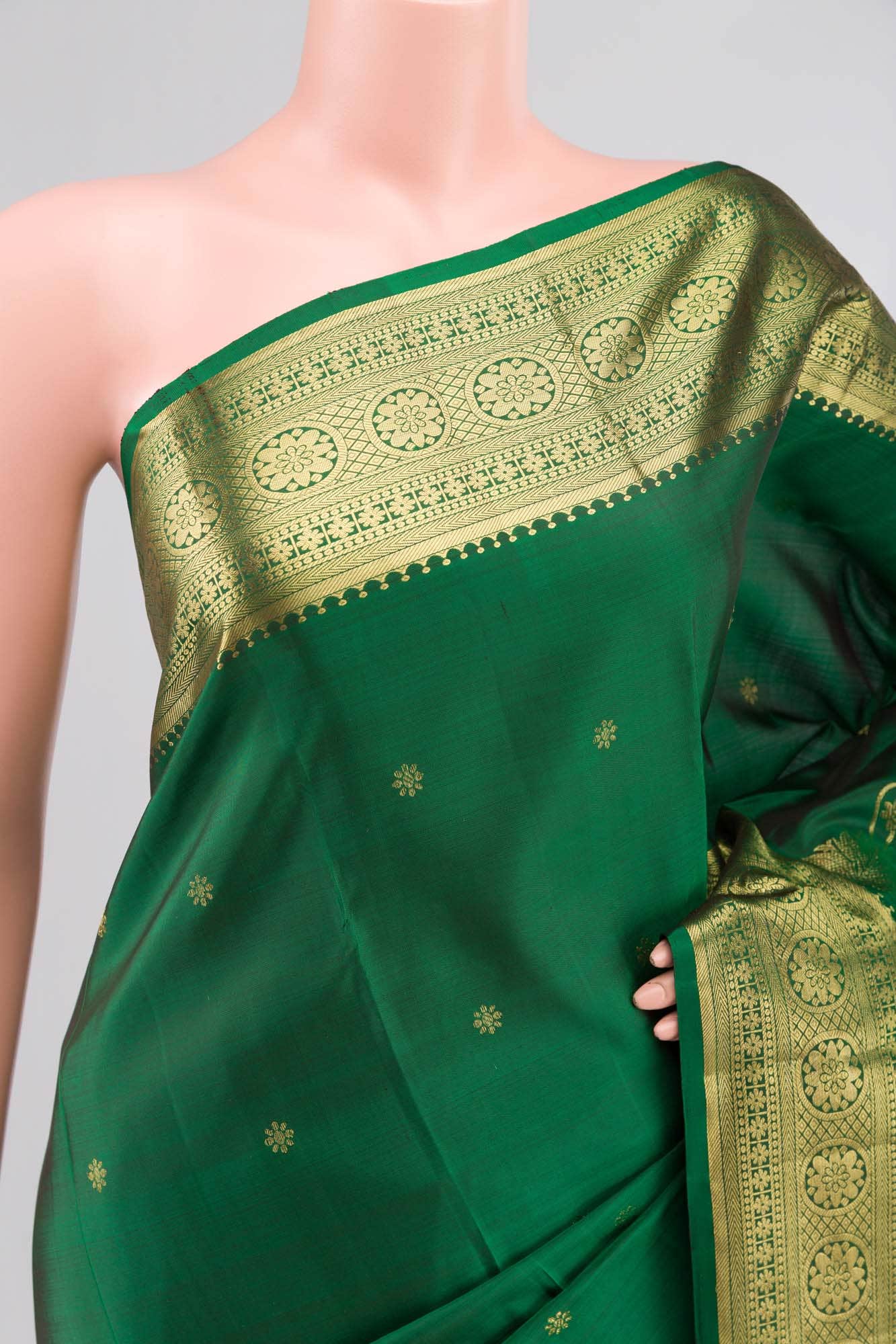Tarangini-Green Kanchipuram Silk Saree - Image 5