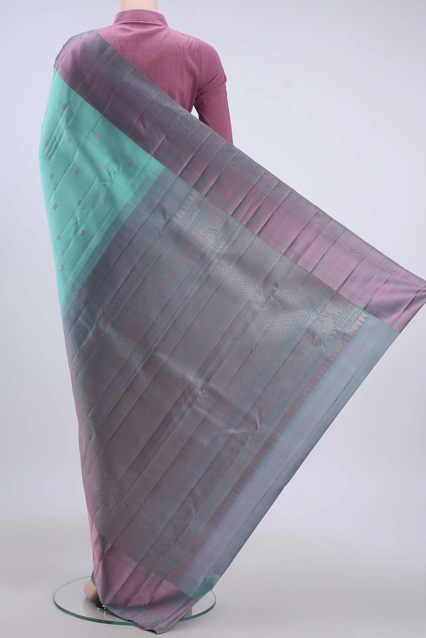 Turquoise Kanchipuram Silk Saree - Image 3