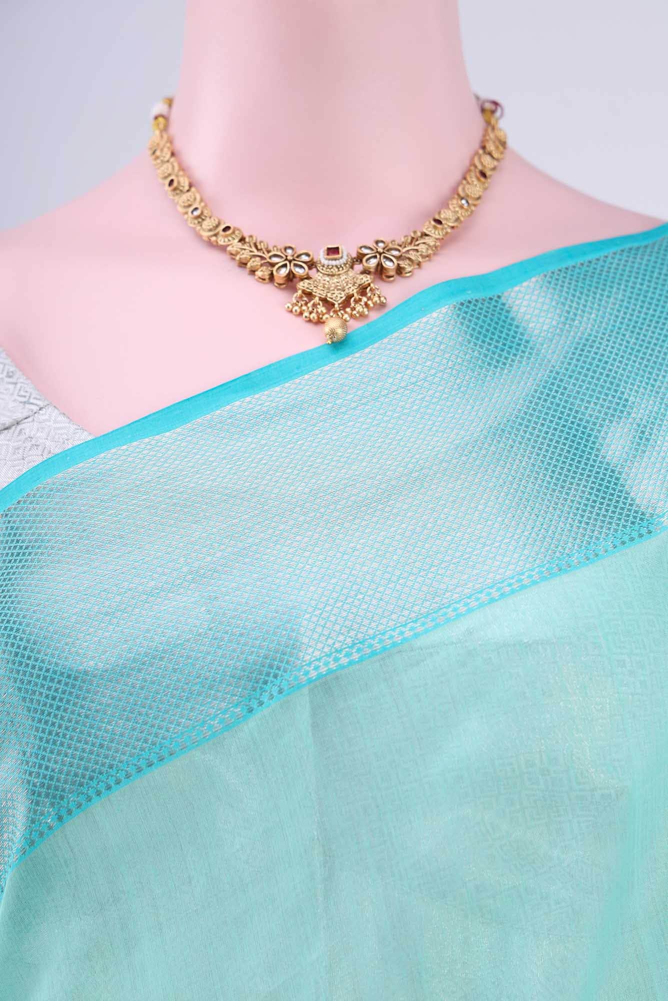 Turquoise Maheshwari Silk Cotton Saree - Image 3