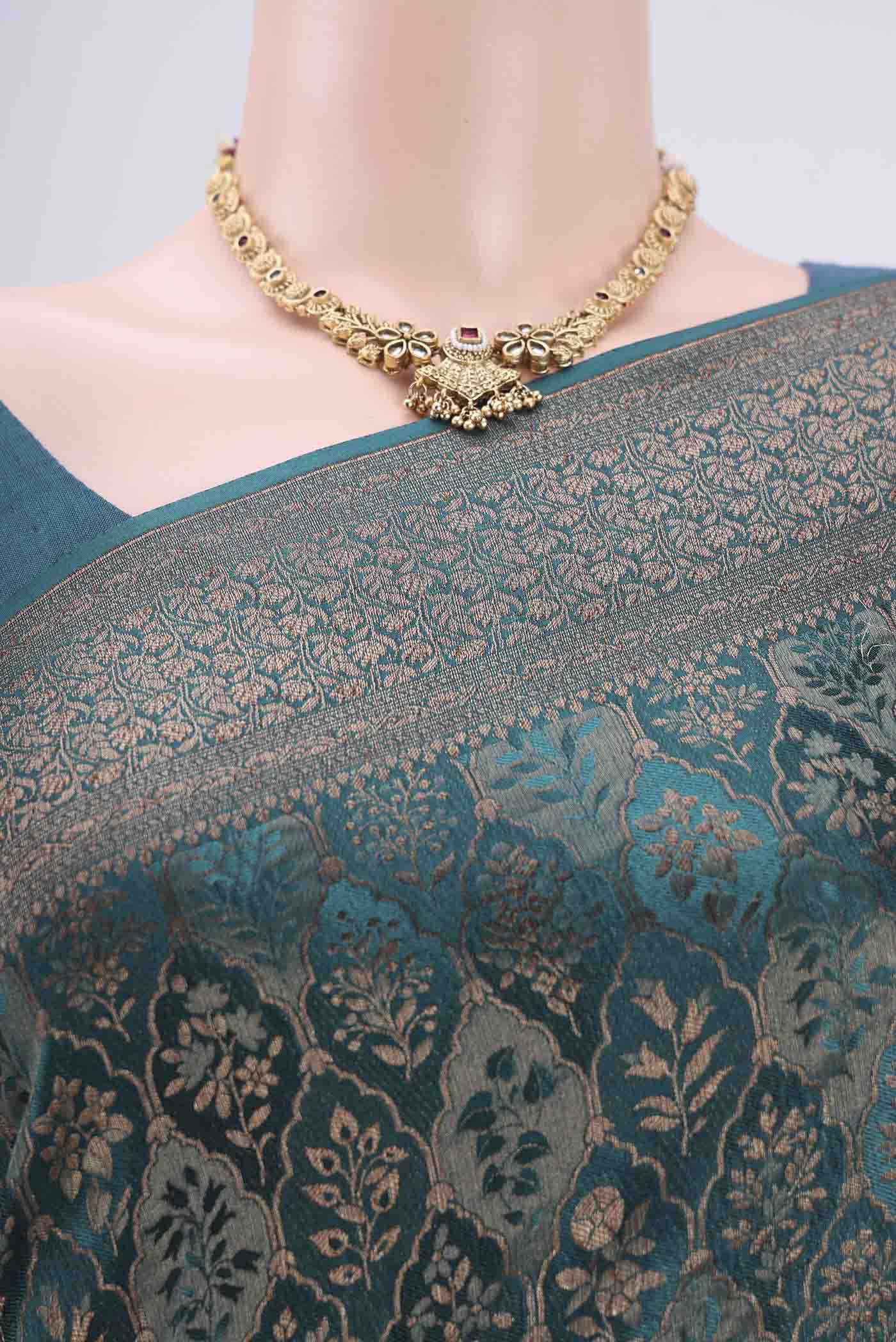 Teal Mysore Crepe Saree - Image 2