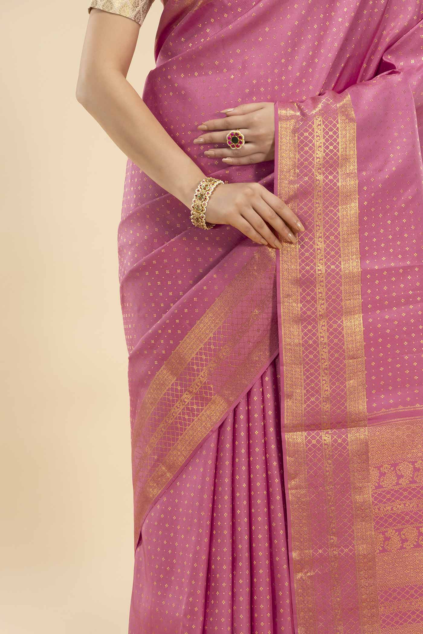 Valaiyalam-Pink Kanchipuram Silk Saree - Image 4