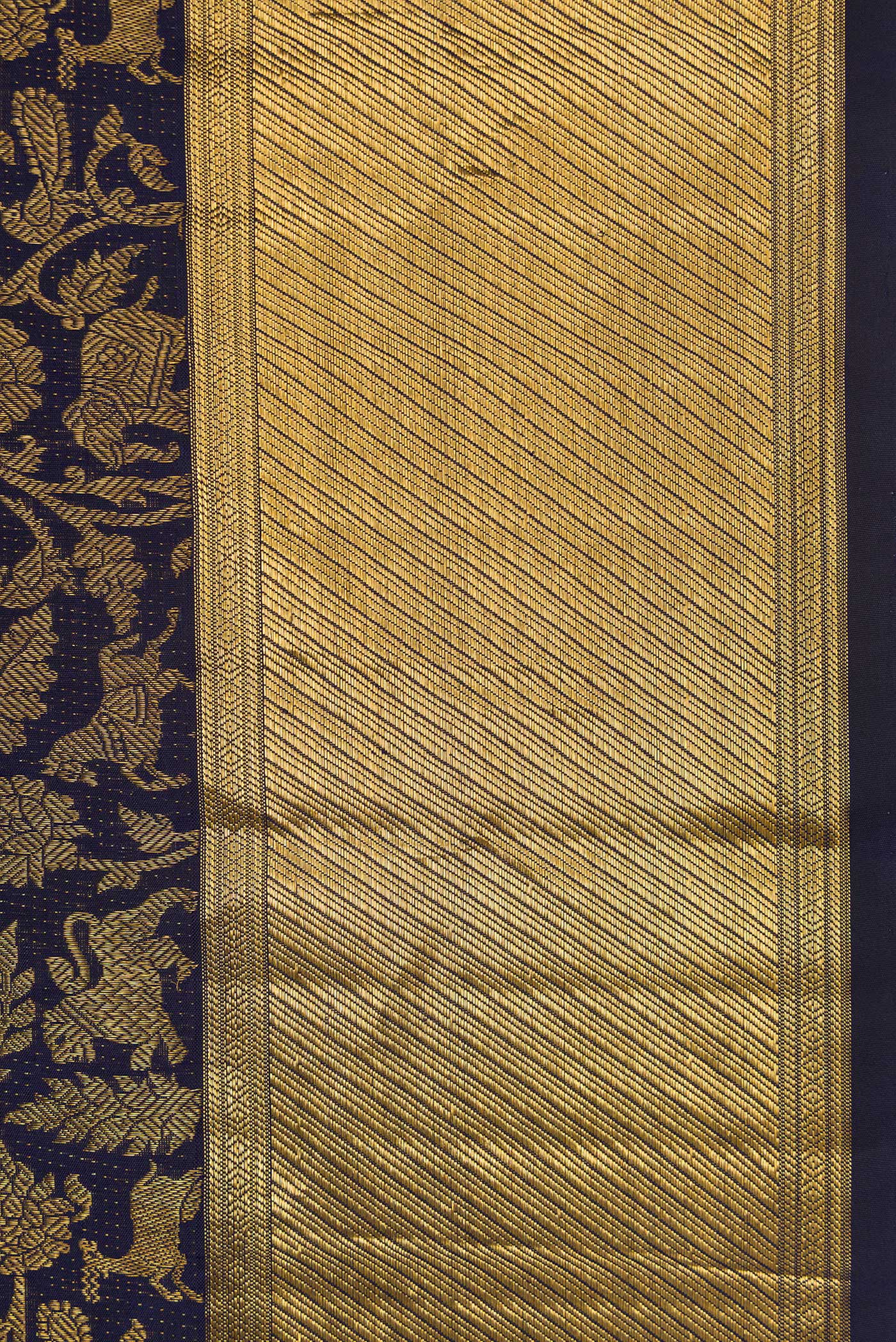 Navy Blue Kanchipuram Silk Saree - Image 3