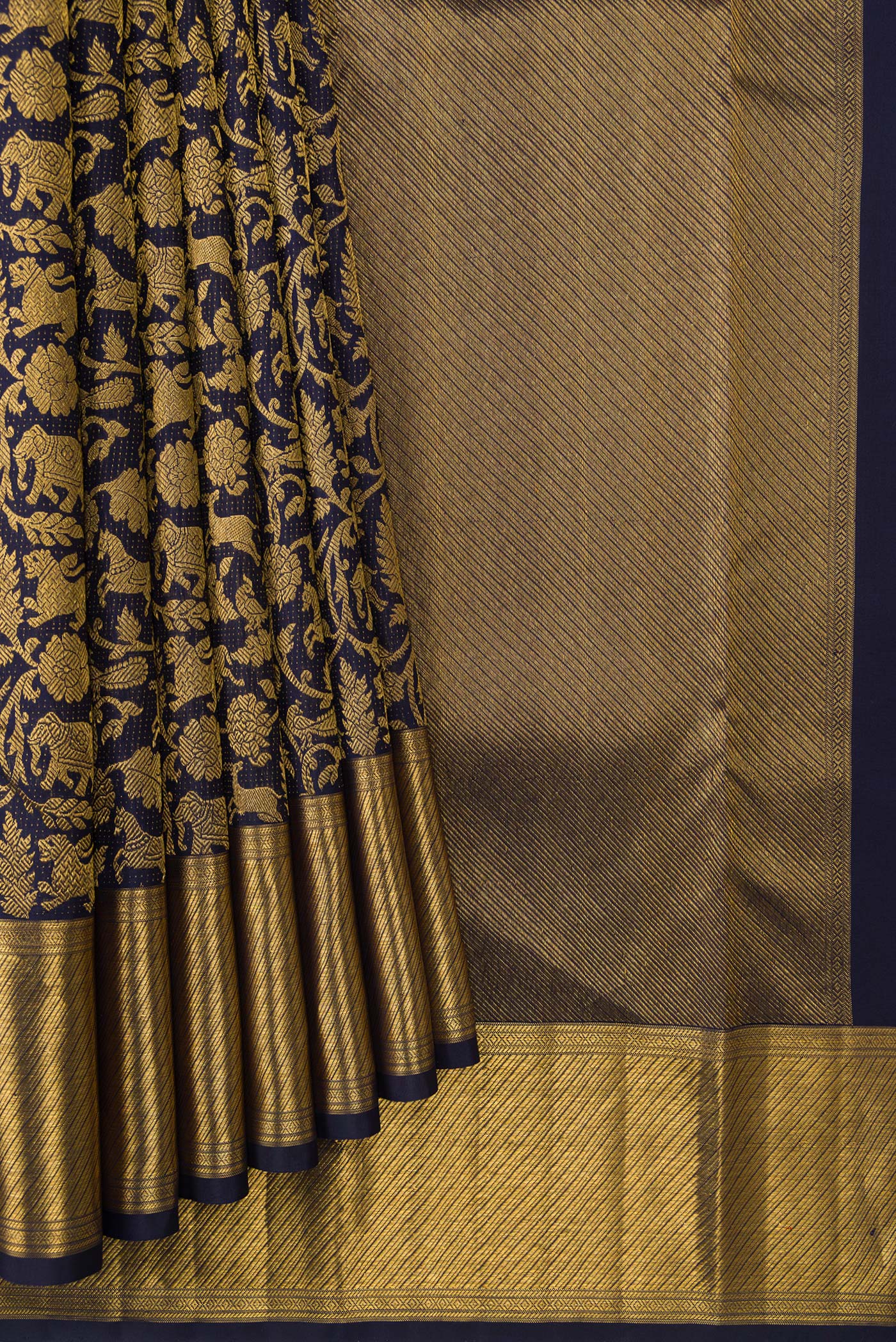 Navy Blue Kanchipuram Silk Saree - Image 4