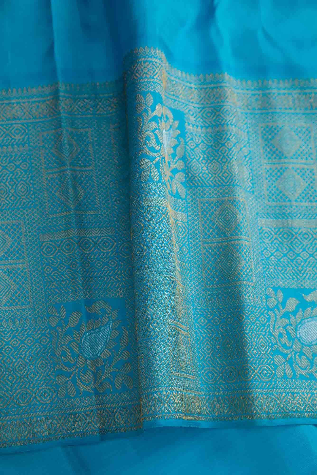 Pure Silk Pure Zari Violet Dual Tone Kanchipuram Saree - Image 6