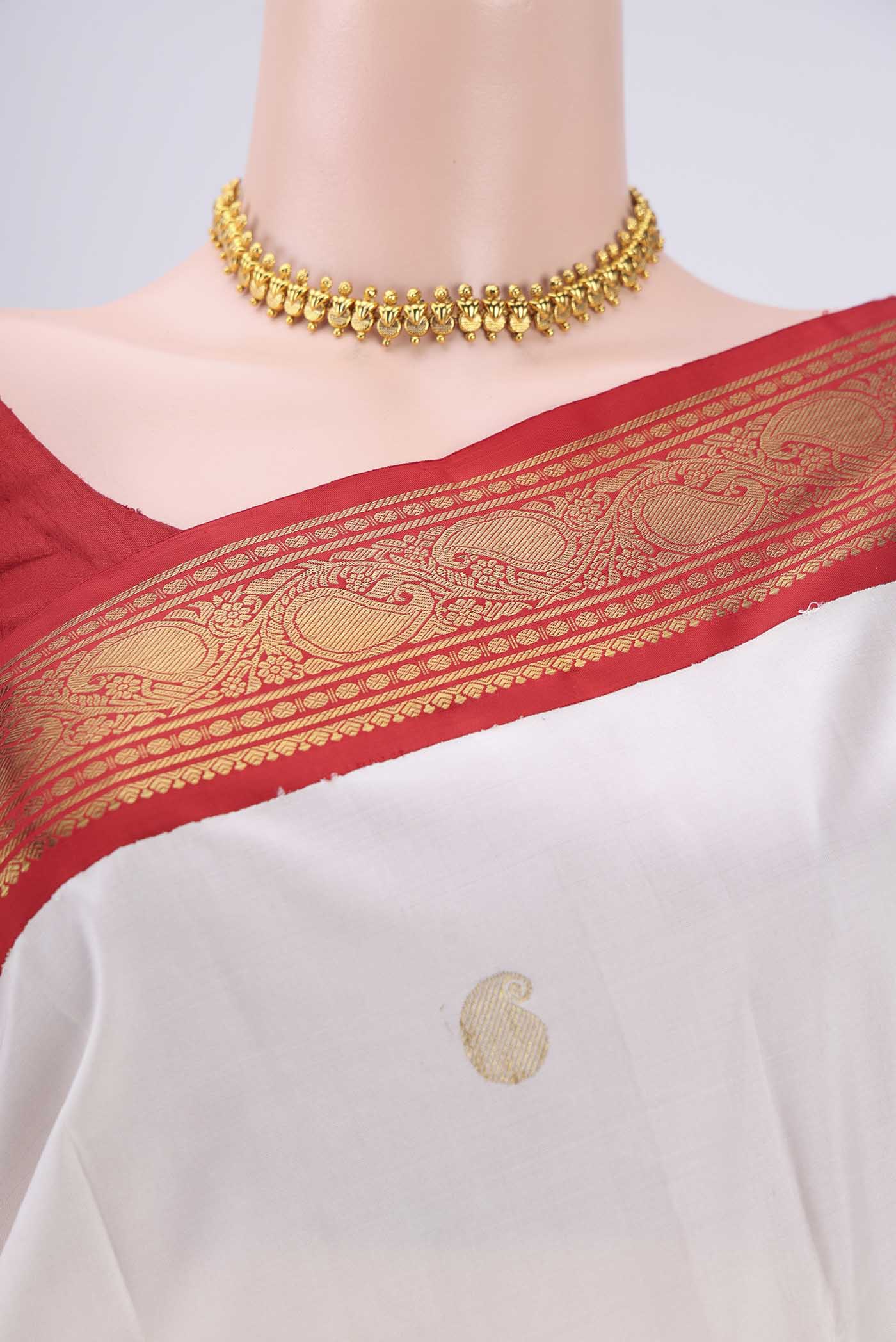 Pure Silk Pure Zari White Kanjivaram Saree - Image 2