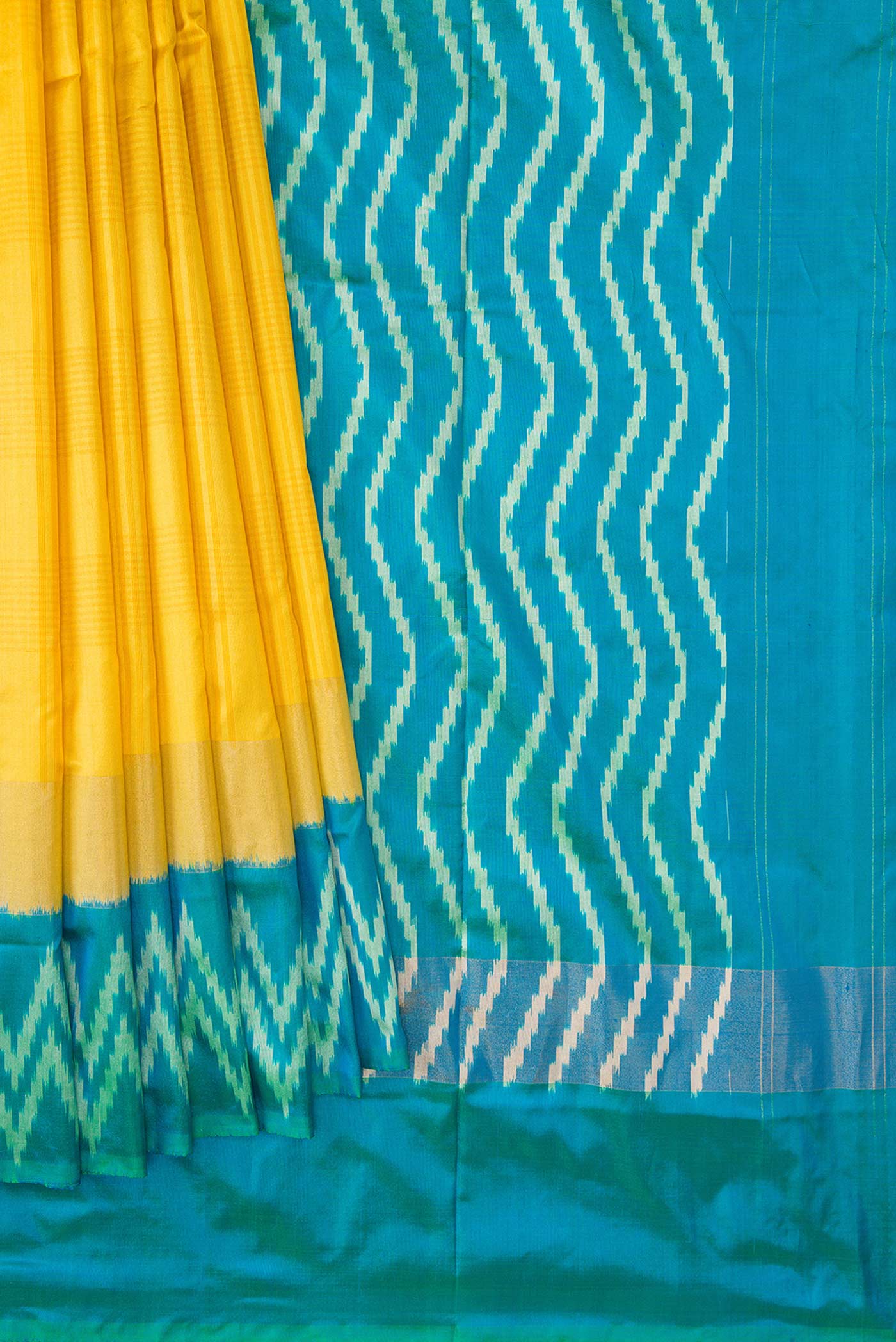 Yellow Pochampally Silk Saree - Image 4