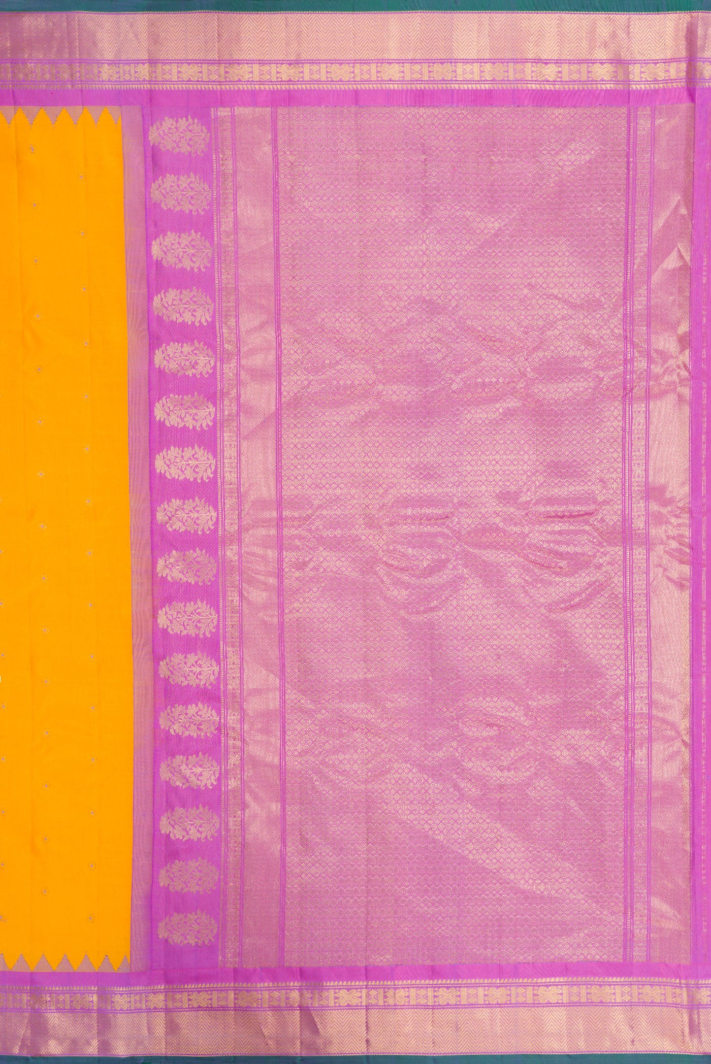Yellow Gadwal Silk Saree - Image 7