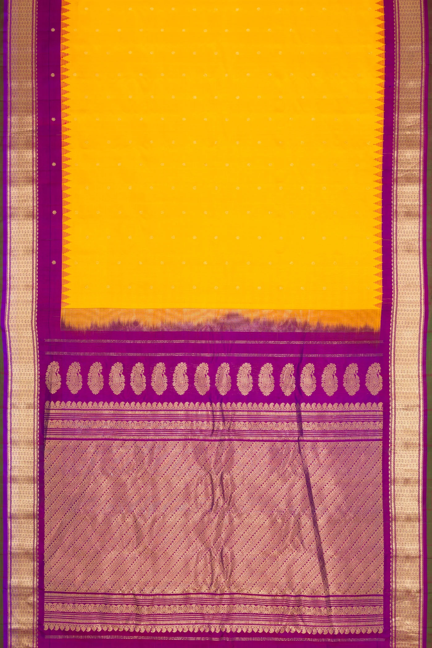 Yellow Gadwal Silk Saree - Image 6
