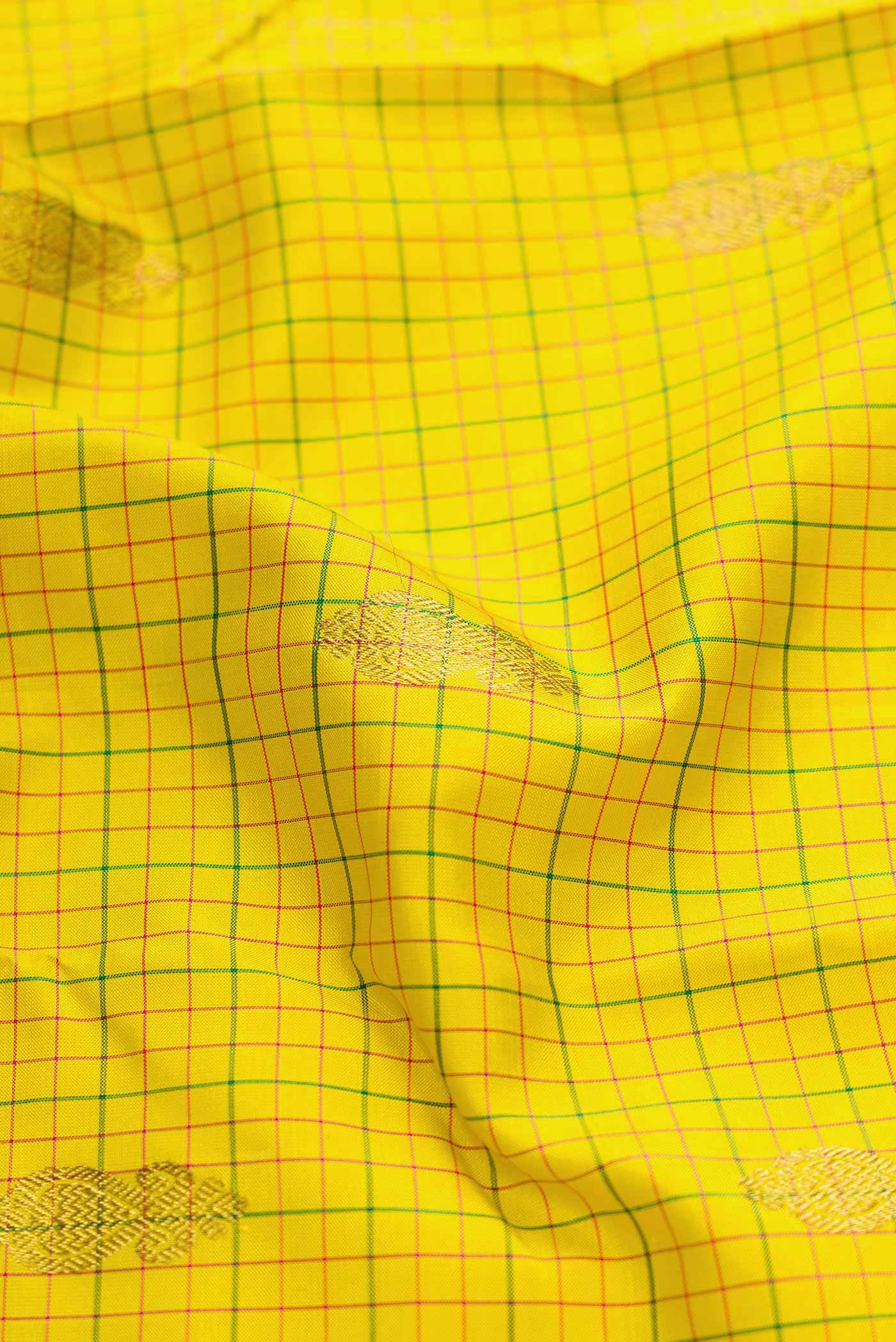 Pure Silk Pure Zari Yellow Dual Tone Kanjivaram Saree - Image 3