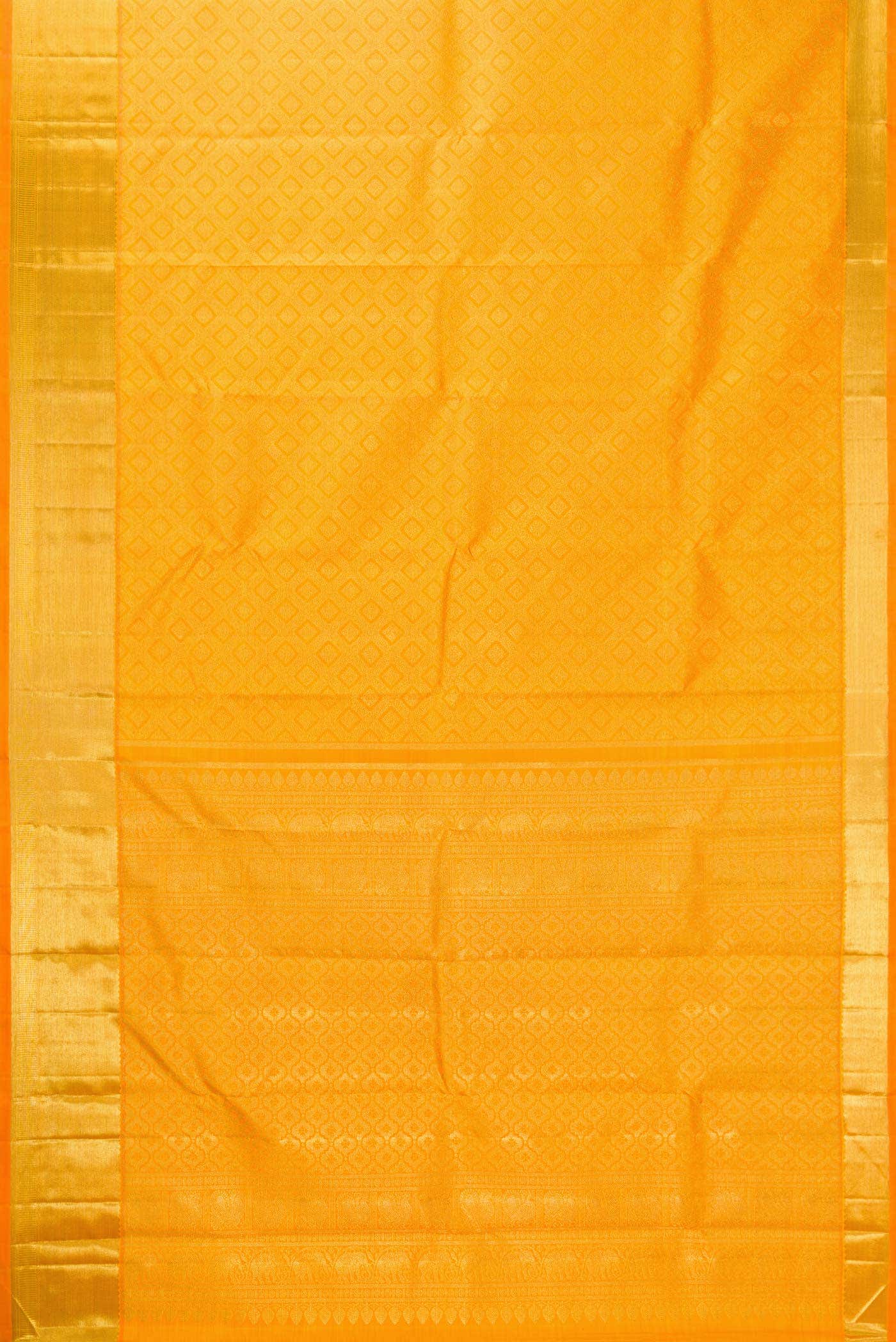 Pure Silk Pure Zari Yellow Dual Tone Kanjivaram Saree - Image 4