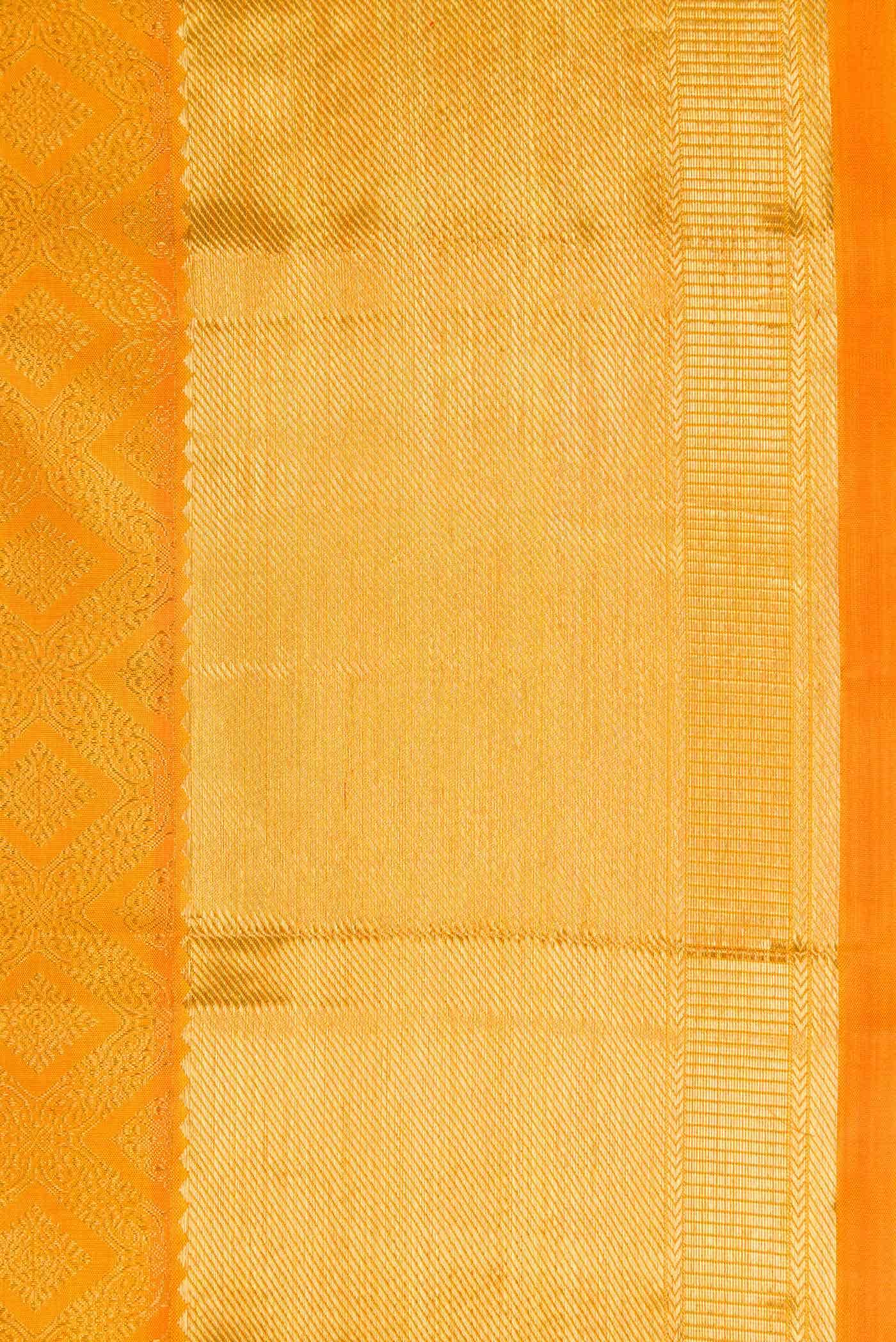 Pure Silk Pure Zari Yellow Dual Tone Kanjivaram Saree - Image 6
