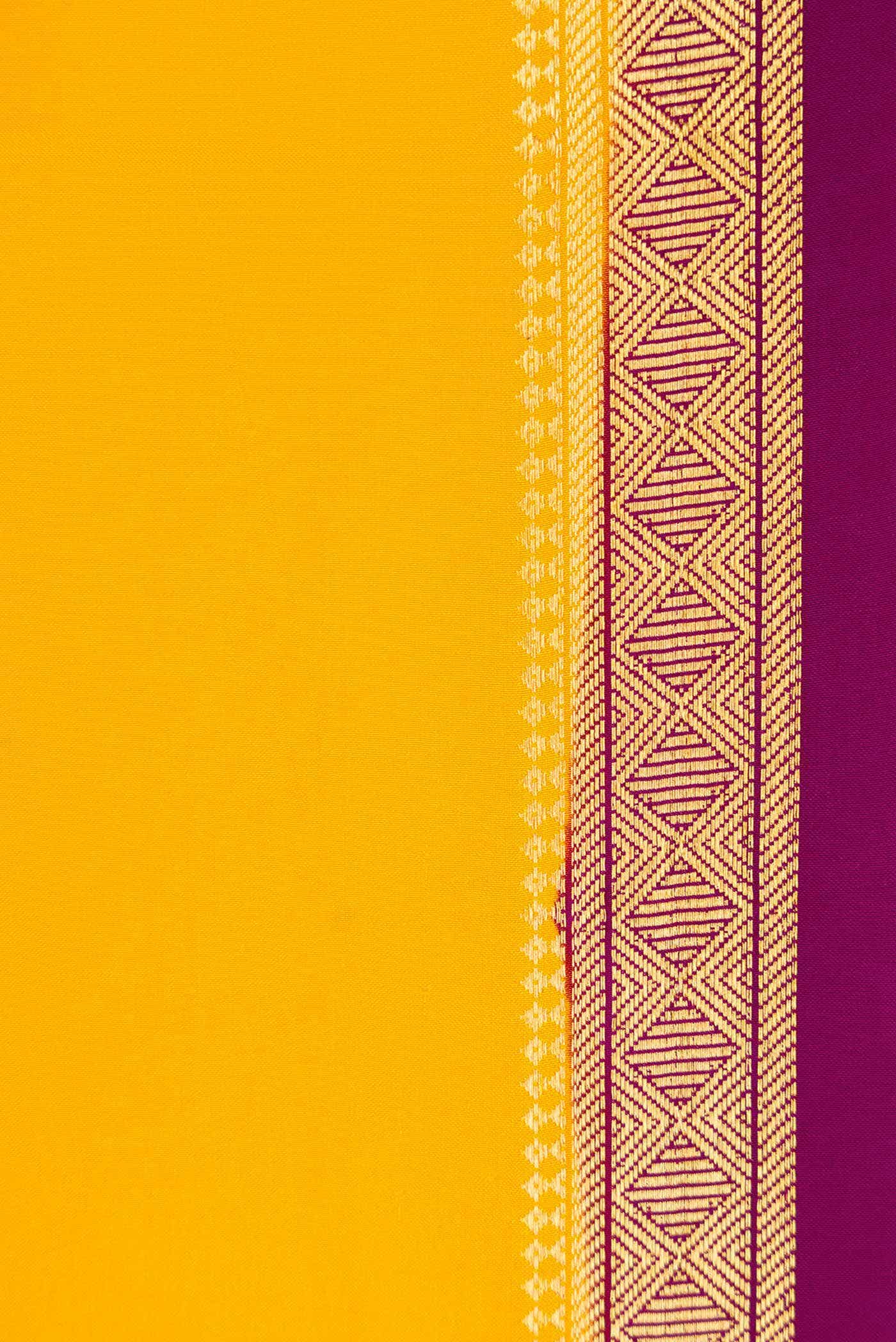 Pure Silk Pure Zari Yellow Dual Tone Mysore Crepe Saree - Image 6