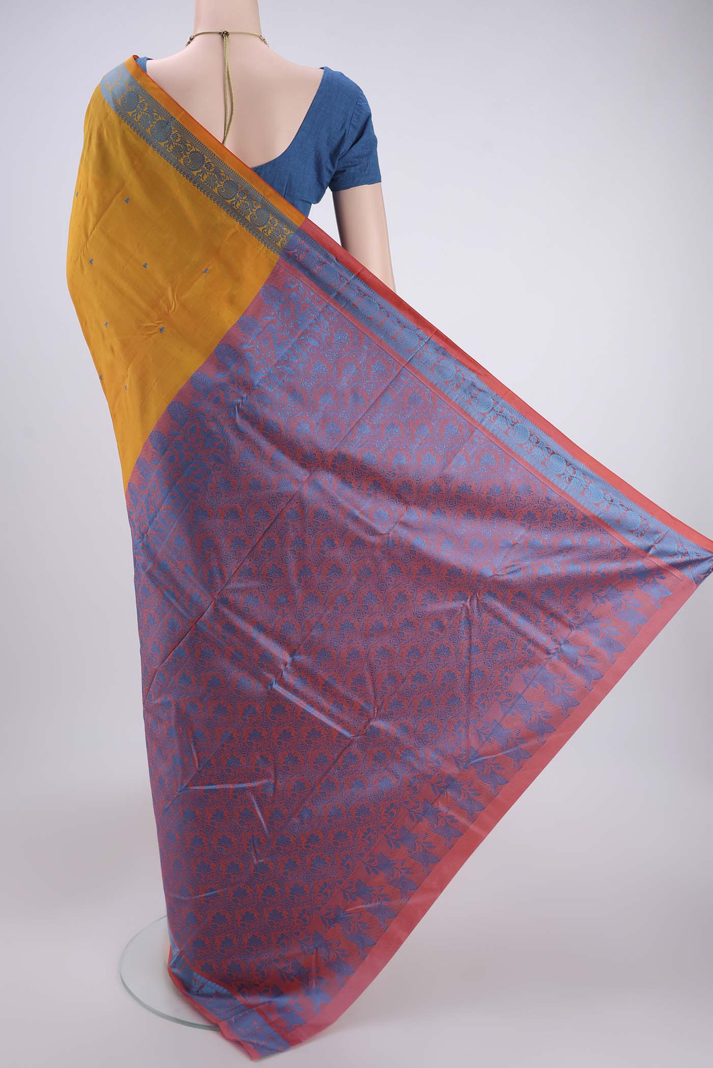 Yellow Kanchipuram Silk Saree - Image 3