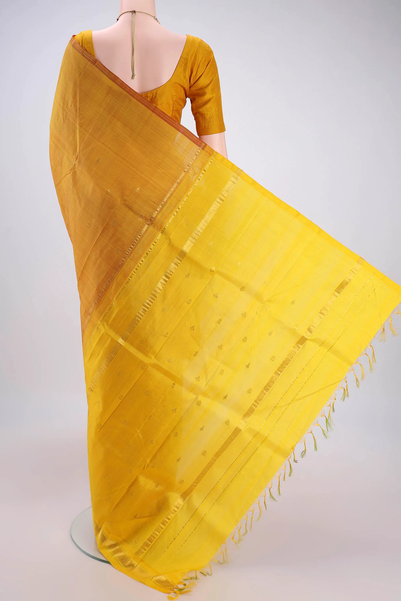 Yellow Kanchipuram Silk Saree - Image 3