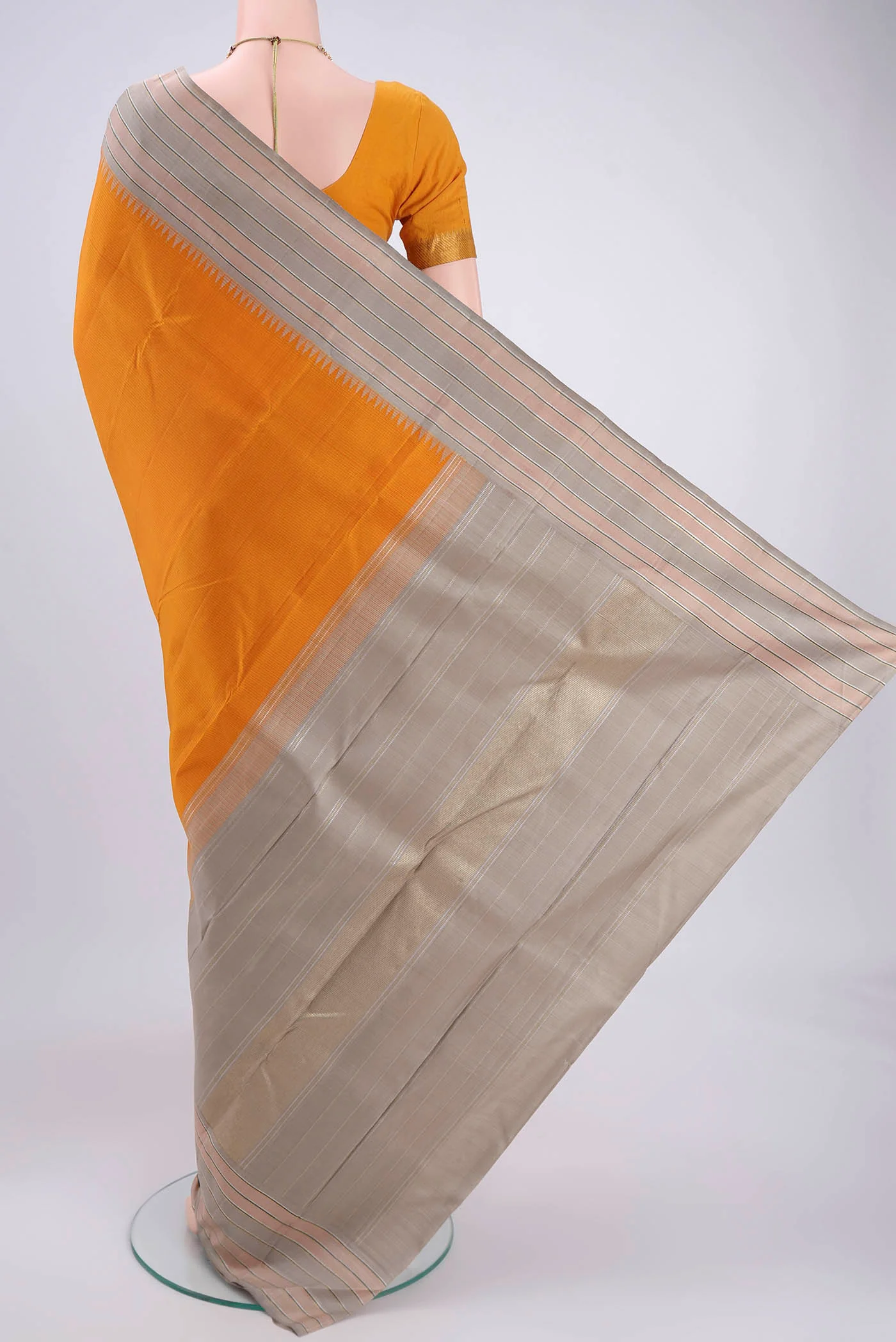 Pure Silk Pure Zari Yellow Kanjivaram Saree - Image 3