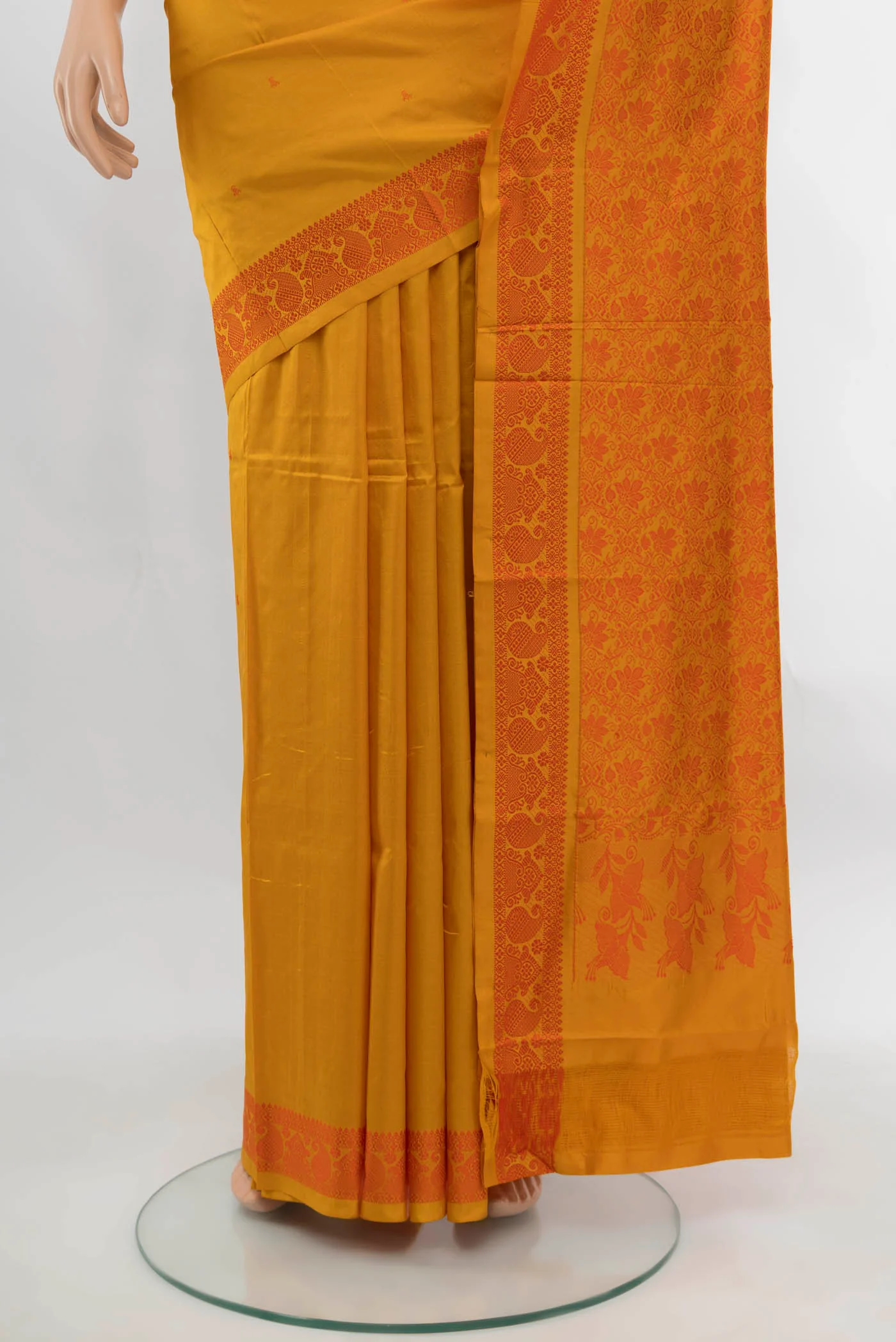 Yellow Kanjivaram Silk Saree - Image 3
