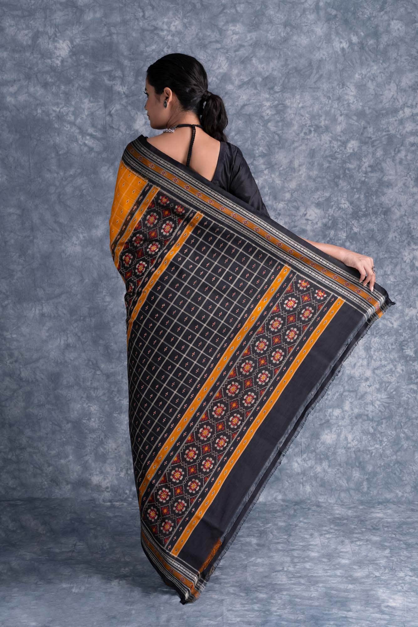 Yellow Pochampally Saree - Image 3